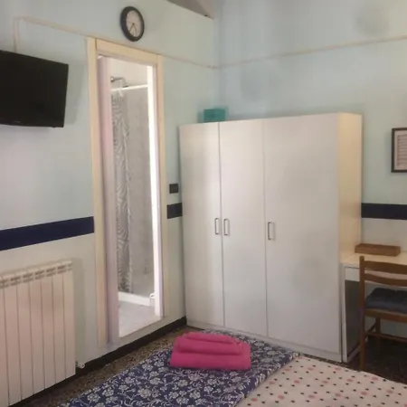 Penzion Affittacamere Ruggiero E Di Rosa Janov
